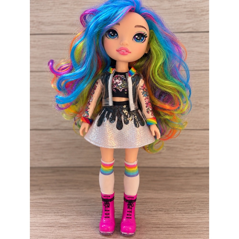 Rainbow High Amaya Raine Doll Rainbow Hair Pink Boots Original Outfit MGA